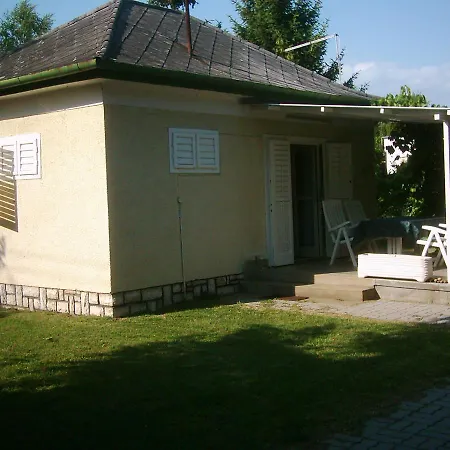 Balaton 46 * שיופוק